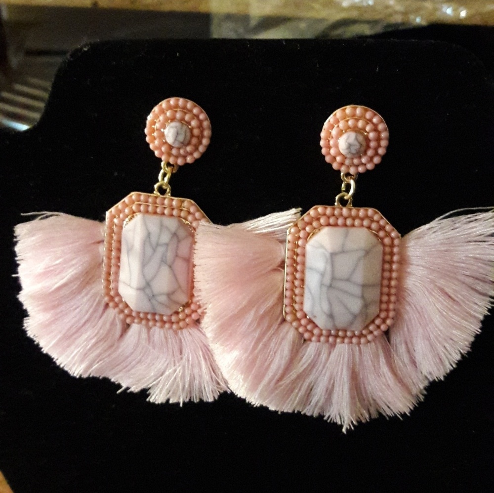 Light Pink Tassel Pierced Earrings